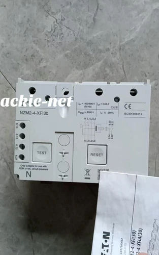 1PCS NEW NZM2-4-XFI30  VIA DHL/FedEx  &&