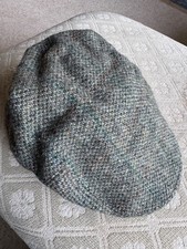 Vintage Harris Tweed flat cap, size XL, Good Condition, Greeny grey colour