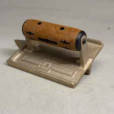 KRAFT TOOL CO Deep Bit Bronze Groover with Cork Handle 6" x 4-1/2" 1/4"R 1"D