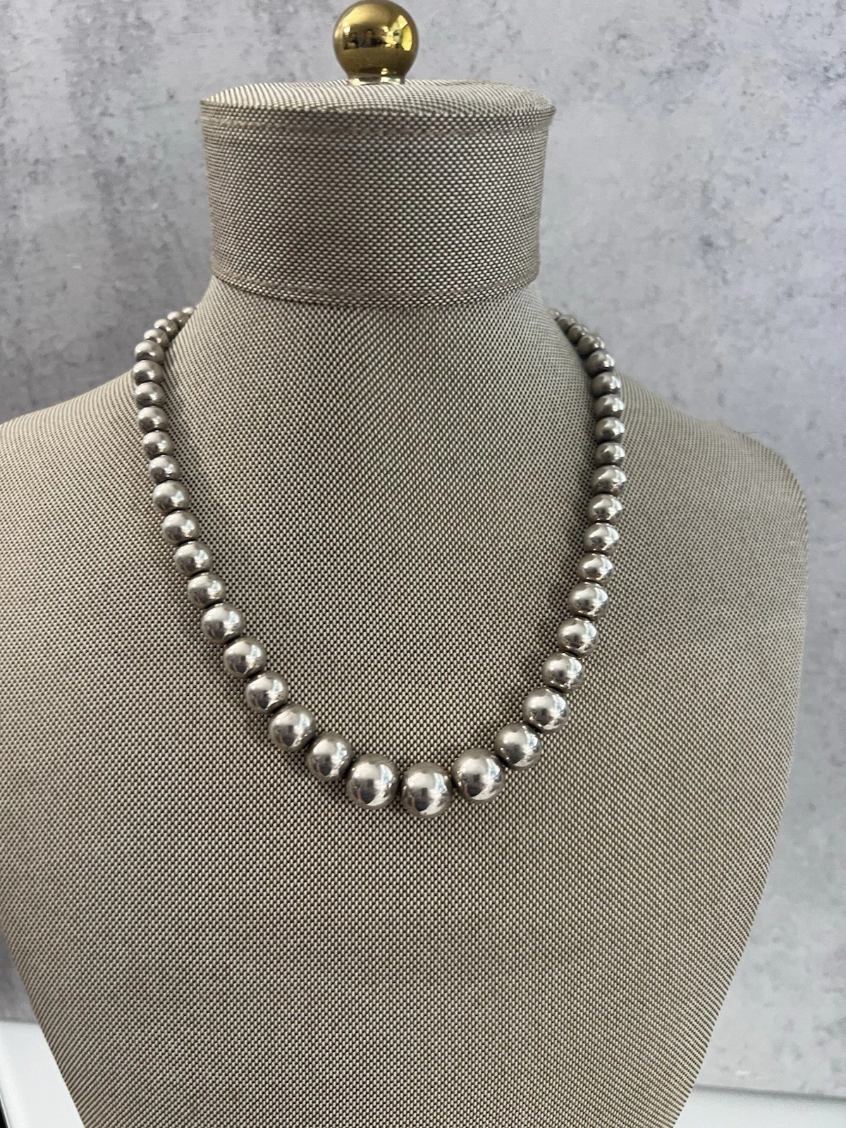 Tiffany & Co. Sterling Silver 925 Graduated Bead Ball Hardwear Necklace 16"