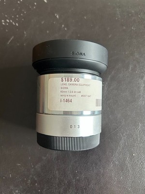 USED Sigma Lens 60mm 1:2.8 dn o46 compatible with Sony E-Mount