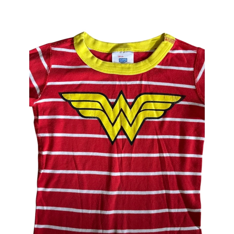 Camisa Top Pijama Hanna Andersson X Wonder Woman Rayas Rojas Manga Larga Niñas 6-7 Foto 3 de 4