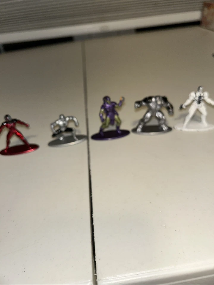 Jada Marvel Nano Metalfigs Mini-Figuras Die-Cast Metal - Lote de 18 Figuras Foto 3 de 4