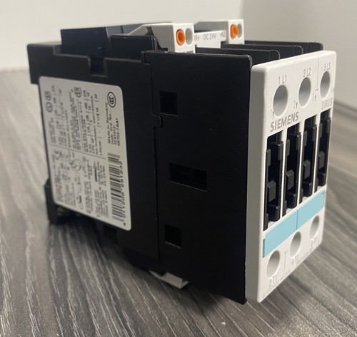 Siemens 3RT1026-3B..0 3RT1026-3BB40 25A 3-P Motor Starter Contactor 24VDC Coil
