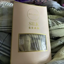 BELLAMI Silk Seam 20” Beach Blonde Clip In Hair Extensions Human Remy Hair 140g