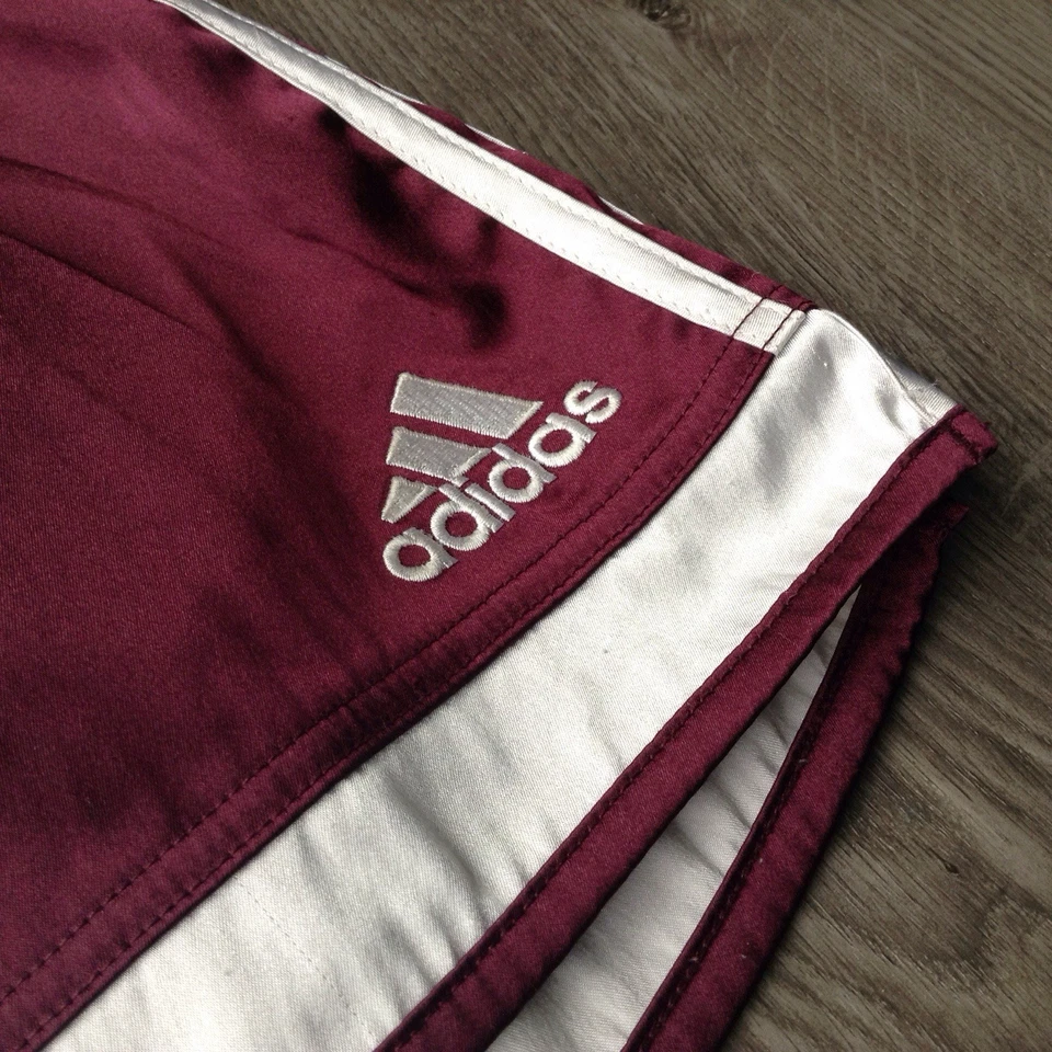 De Colección Adidas Pantalones Cortos Fútbol Nylon Satinado Brillante Aspecto Húmedo Brillo Rayas Años 90 Y2K Para Hombres XL Foto 2 de 4