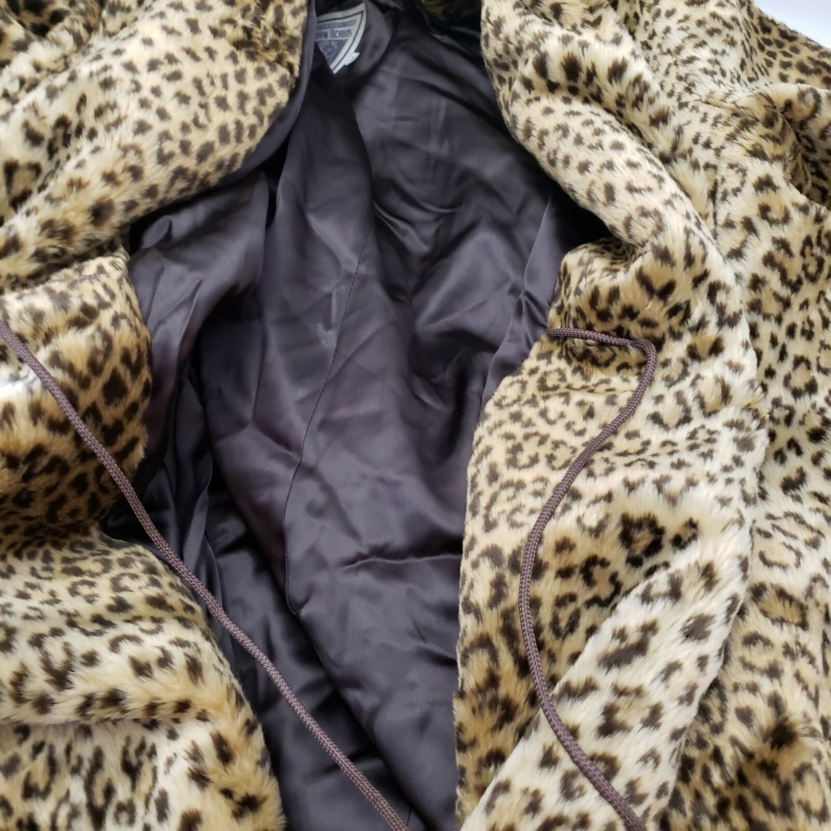 J Percy for Marvin Richards Womens Lush Leopard Cheetah Coat Faux