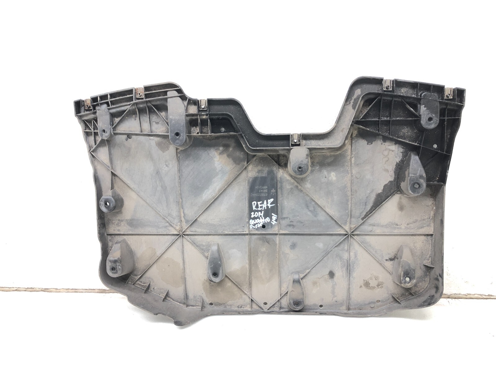 2014-2020 MASERATI QUATTROPORTE AWD REAR UNDER BODY SHIELD COVER PANEL OEM