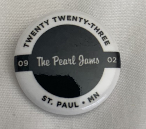 PEARL JAM 2 PIN ST PAUL MINNESOTA 8/31 & 9/2 2023 EVENT TASTE XCEL CENTR VEDDER - Bild 4 von 5