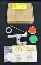 Vintage Badge A Mint Button Making Metal Press Kit w/ 5 Badge Making Die