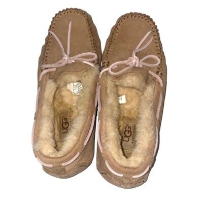 ugg tobacco moccasins Ugg Dakota Tobacco Suede Slip on Rubber Sole Wool Lined Moccasins Size 6