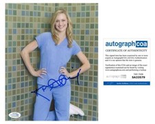 Kerry Bishe "Scrubs" AUTOGRAPH Signed 'Lucy Bennett' 8x10 Photo ACOA
