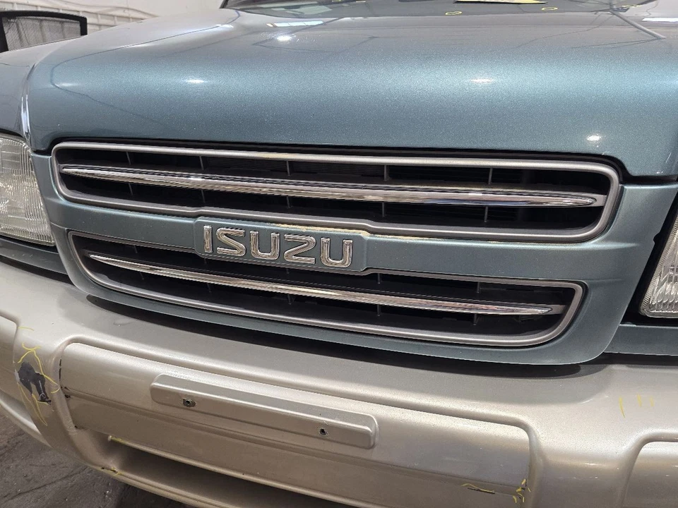 Rejilla compatible con 00-02 ISUZU TROOPER 646680 Foto 2 de 4