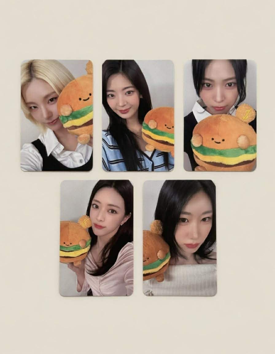 ITZY OFFICIAL TUNNEL VISION ALBUM MAKESTAR SHANGHAI POB PHOTOCARD