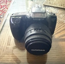 Minolta Maxxum 300si 35mm SLR Film Camera with Quantaray Lens Cap
