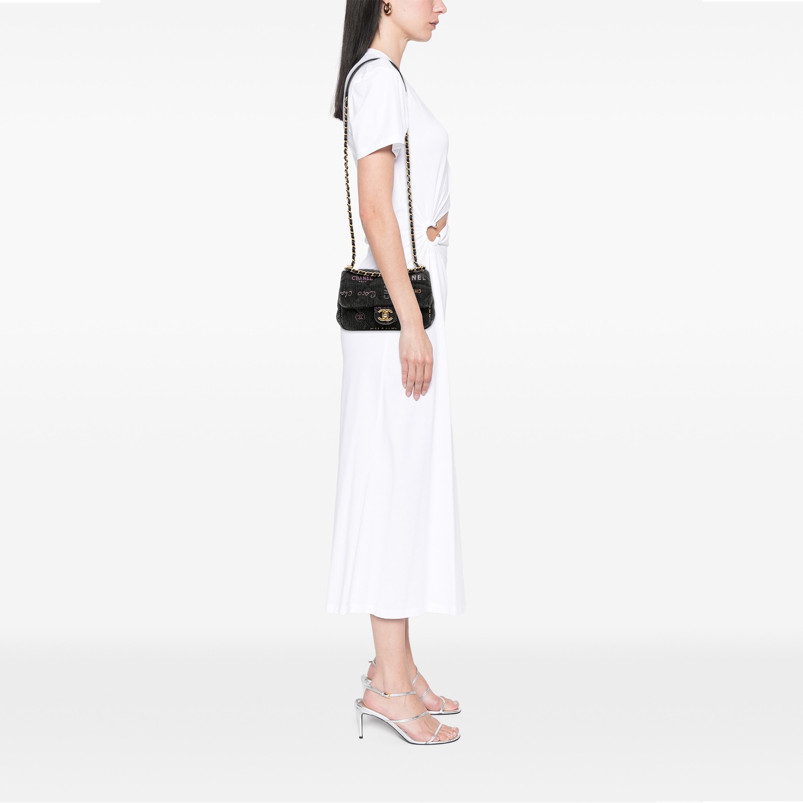 Authenticated Chanel Mini Rectangular Quilted  Mo… - image 13