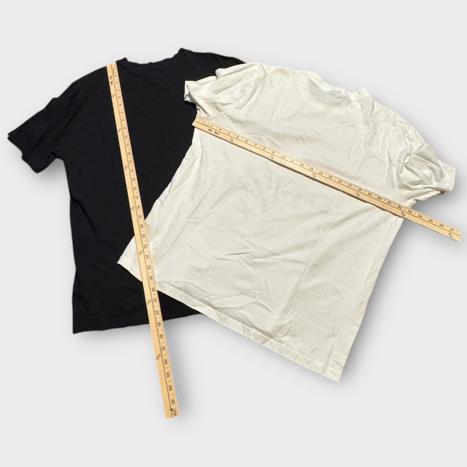 2 LOT Oakley Mountains Out B1B - White/Blackout - Men Short Sleeve Size X Large image 2