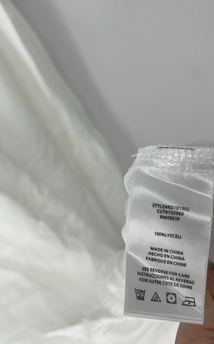 Kut from the kloth NWT White maxi dress women’s Size XL V Neck Sleeveless - Picture 10 of 10