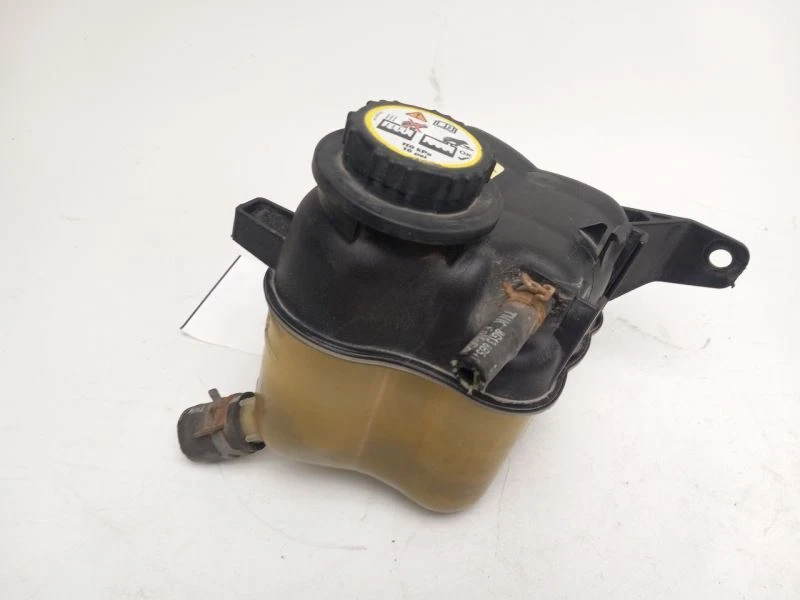 Ford Taurus 2008 depósito de refrigerante Foto 2 de 4