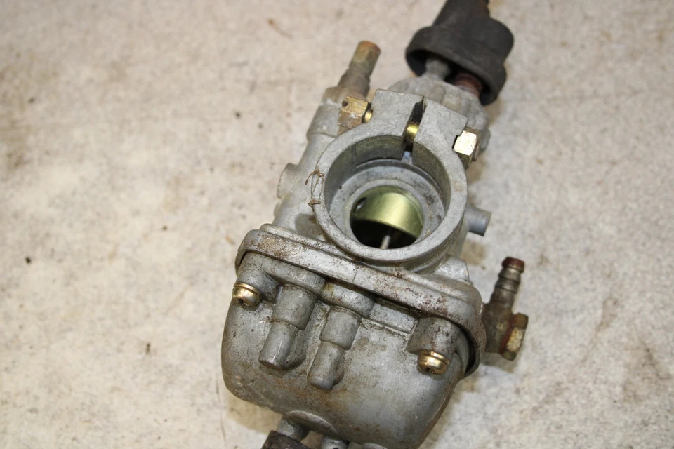 Carburador de carbono Kawasaki GA3 1970 Street Scrambler G3TR R6-1051.VJ Foto 2 de 4