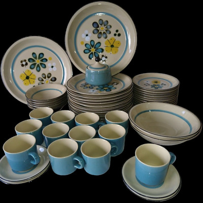 ANEMONE Retro Teal Blue MCM Stoneware Fashion Manor Mid Century Modern 65 Pc Set