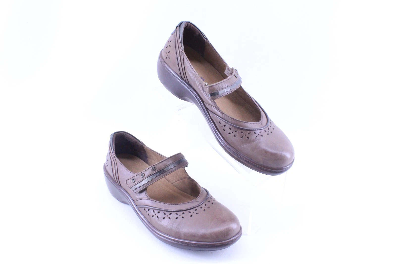 Scarpe comode Aravon by New Balance da donna 9B Dolly Mary Janes in pelle marrone