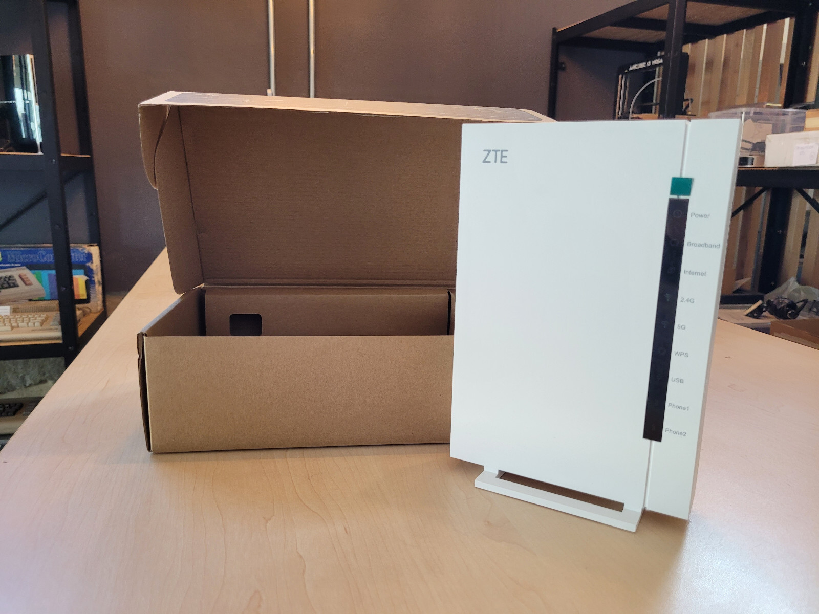 Modem router zte h3600 con scatola + accessori e firmware libero