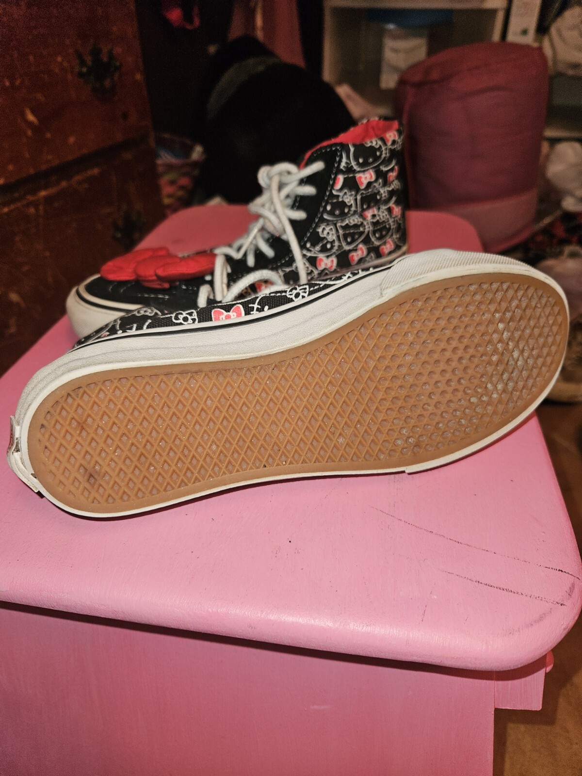 Hello Kitty Vans - image 6