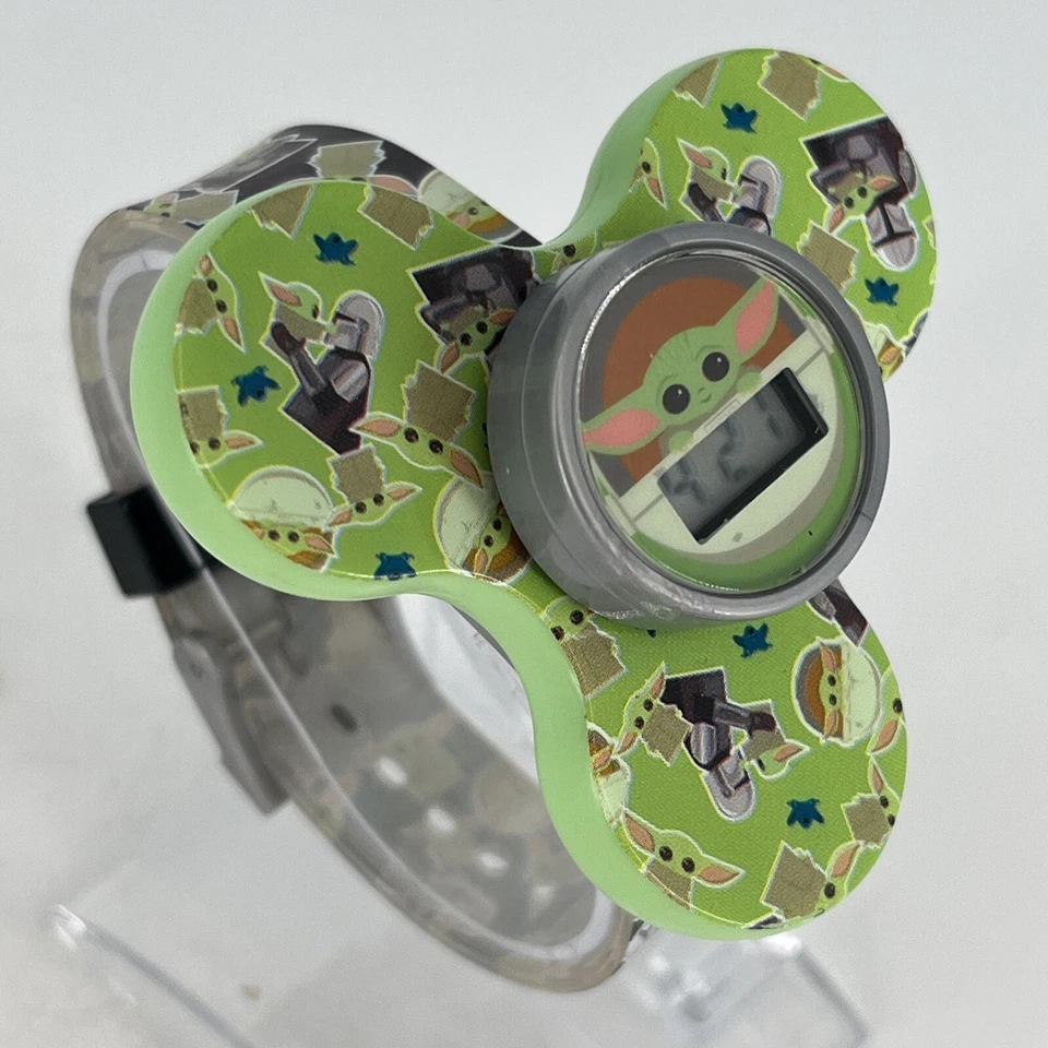 Baby Yoda The Child Star Wars Mandalorian Spinner LCD Watch NEW BATTERY RUNS! - Image 3 of 4