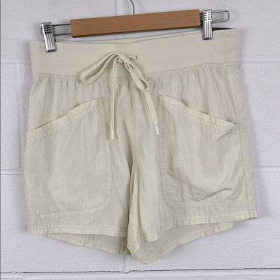 Calia women s journey collection midrise pintuck 4  short sage dune NWT size S
