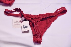 Agent Provocateur Tammi Red, 36C Bra, 2x Thongs & Brief Sz 4 & Suspender Sz. 2