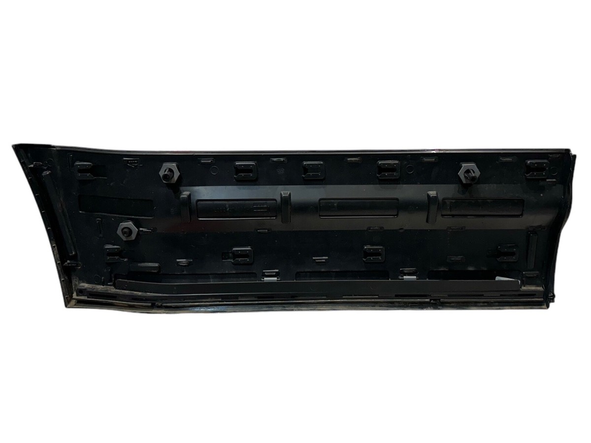 LAND RANGE ROVER DEFENDER Türverkleidung LH door panel side skirt