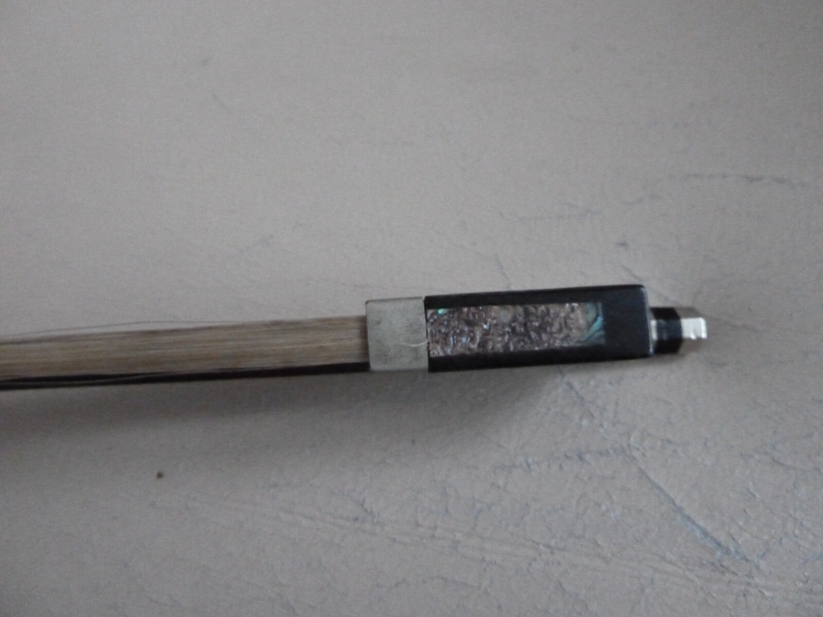 used violin bow 4/4 size antique snakewood ? silver /metal tipped ? 🎵😊