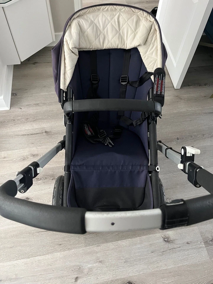 Bugaboo Cameleon 3 - Single Seat Stroller - Navy Blue and Other Accessories - Image 2 of 4
