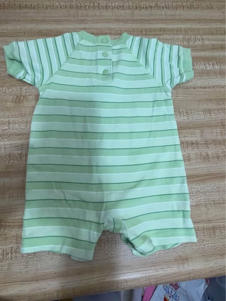 Mono Mameluco Estampado Gráfico Oruga Verde Rayas Infantil Talla 0-3 meses Foto 3 de 4