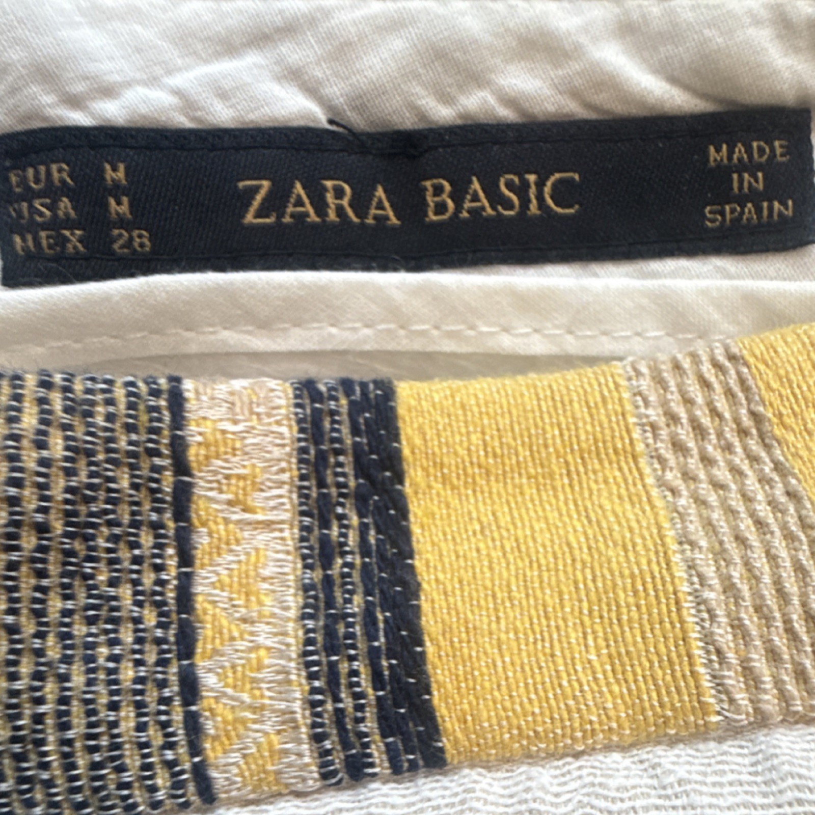 ZARA BASIC Geometric Yellow Beige Gray Short Penc… - image 2