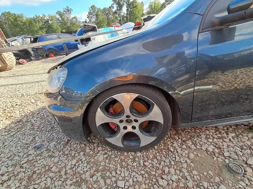 Used Driving Light fits: 2012 Volkswagen Golf gti Fog-Driving bumper mounted Gra - Image 3 of 4