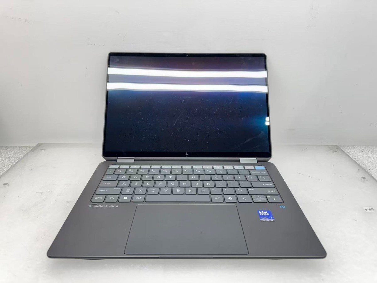 HP OmniBook Ultra Flip 14-fh0013dx Ultra 7 256V@2.2Ghz 16G RAM