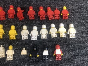 LEGO Space: Minifigure Lot x19 & Galaxy Commander (6980) incomplete