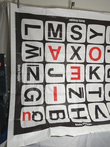 BODY BOGGLE Board Game Parker Brothers Twister Style Spelling Complete W/ Instru - Picture 7 of 10