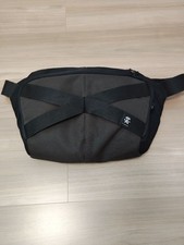 Camera bag black cross strap design