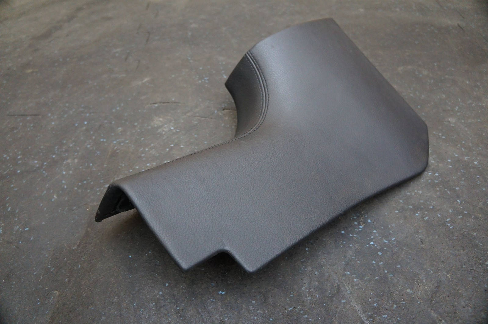 Front Right Lower Floor Trim 401854888E Lamborghini Gallardo LP550 LP560 2012