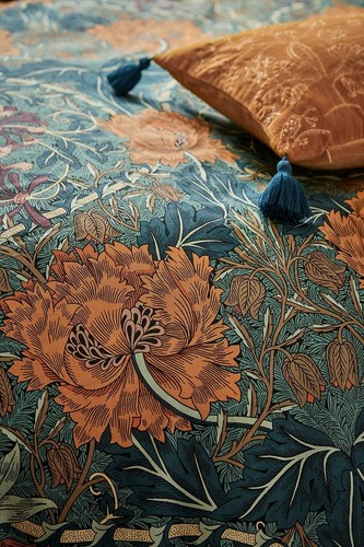 Ropa de cama William Morris madres madreselva y tulipán floral en morera y azulada o cojín - Imagen 5 de 19