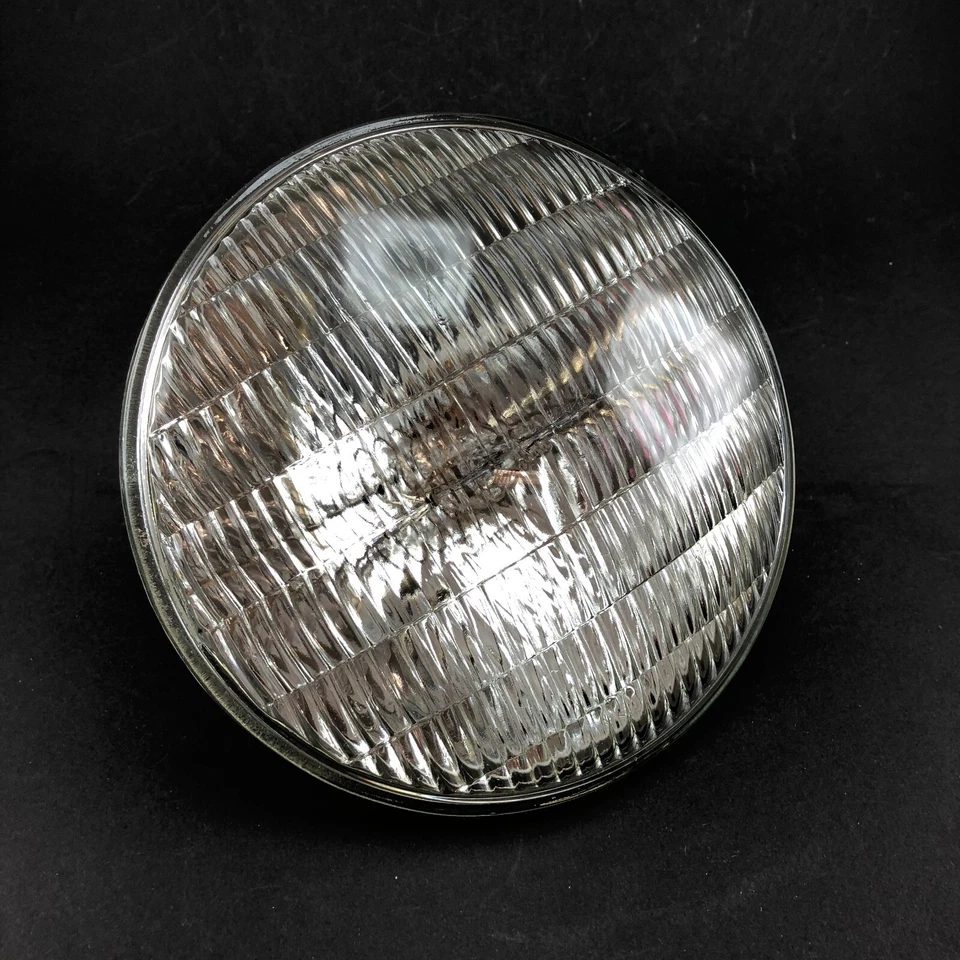 Osram 1000W PAR64 EXE-230 CP/62 64739/3 FL Wide Flood GX16D 220-240V - Image 3 of 4