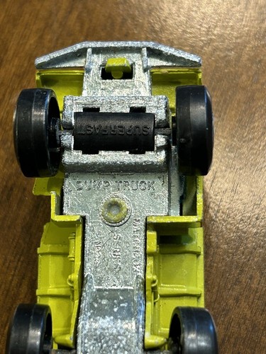 Vintage Lesney Matchbox Superfast #28 Mack Dump Truck 1970 Olive - Picture 10 of 10