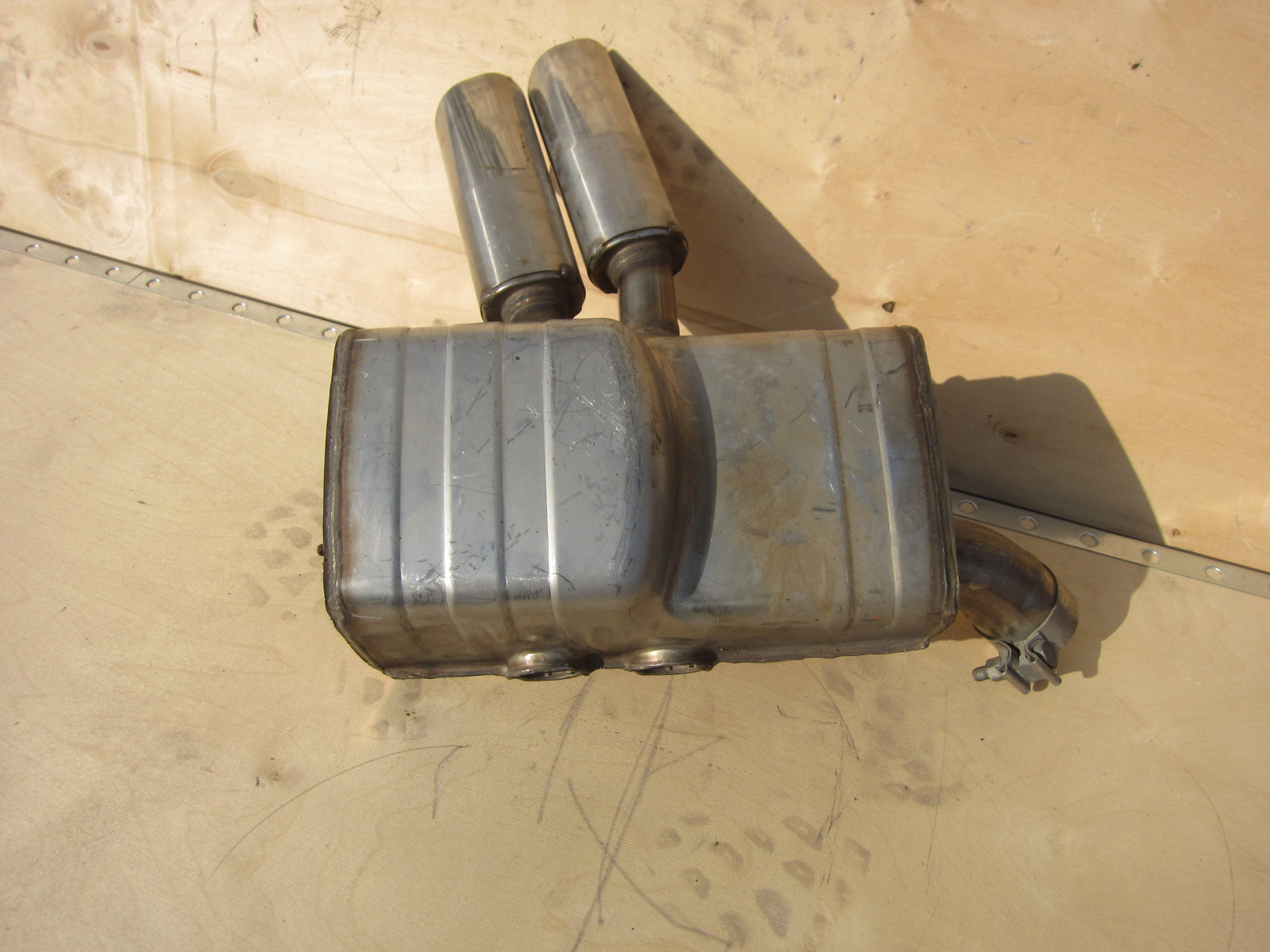 Maserati 4200 - RH Rear Muffler - Part # 184815