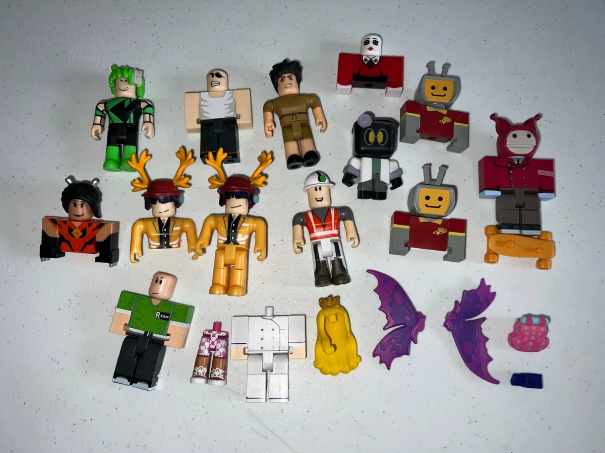 18 Piece Roblox Toys Action Figures Mixed Lot Figures + Accessories NO  CODES