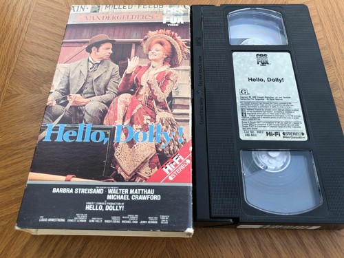Hello, Dolly! VHS VCR Video Tape Used Walter Matthau Barbra Streisand - Picture 6 of 6