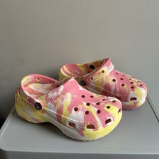 Women  s Size 6 Platform Crocs Pink White Yellow Marble Classic Clogs