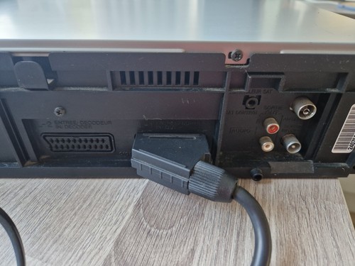 JVC HR-J695EK VHS VCR Player Recorder & Original Remote Control - Picture 7 of 7